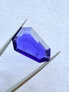 Colgante de tanzanita sintética violeta azul real de súper calidad, fabricado en India, exportador a precio mayorista. - Product Image 1