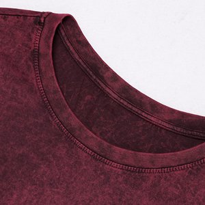 T-shirt en jersey teint en pièce bordeaux pour homme RELEVO INDUSTRIES, manches longues, col rond, coupe ample, couleur unie, imprimé sérigraphié - Product Image 2
