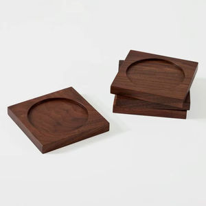Posavasos decorativos de madera con patrón de vetas naturales, ideales para sala de estar, comedor y escritorio de oficina. - Product Image 1