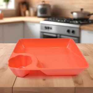 Plateaux en plastique pour la restauration et les repas en cantine - Product Image 3