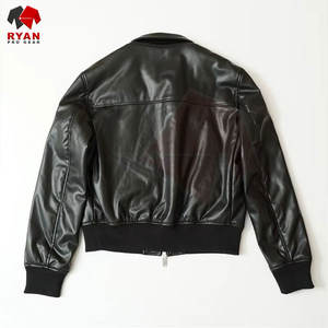 เสื้อแจ็คเก็ตหนังผู้ชายโลโก้สั่งทำ สีพื้น คุณภาพพรีเมียม ดีไซน์โดดเด่น ผู้ผลิตแบบ OEM ODM - Product Image 5