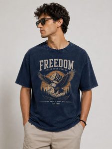 Camiseta Negra de Manga Corta para Hombre con Estampado de "Good Things Ahead", Corte Regular, Cuello Redondo, Informal, de Algodón - Product Image 6