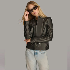 Veste en cuir noir en peau de mouton véritable de haute qualité au design unique pour femmes, respirante, matelassée, écologique et tendance - Product Image 6