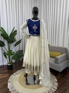 TENNECY Hermoso Conjunto de Dupatta y Pantalón de Seda Chinon de Nuevo Diseño en Tendencia para Mujer, Reversible, de Secado Rápido, Sin Arrugas, Para Fiestas en Todas las Estaciones - Product Image 4