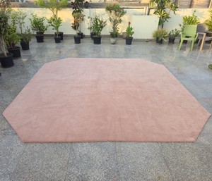 Modern <b>Abstract</b> Irregular Shape Hand Tufted 100% Wool Area Rug | Custom Designer Handmade Carpet Supplier - Product Image 1