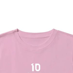 Camiseta Corta para Mujer en Color Rosa Flor de Cerezo, Algodón Suave, Corte Ajustado, Manga Corta, Estilo Casual, Básica - Product Image 2