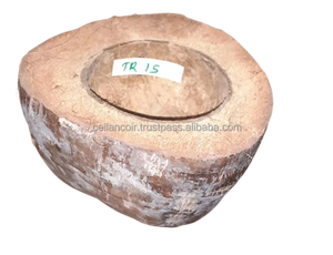 Conteneur d'eau pour animaux de compagnie en coquille de noix de coco avec pelure, sans produits chimiques, 100% naturel, réutilisable et durable, idéal pour les chats, les chiens et les oiseaux - Product Image 2