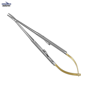 Portaagujas Manuales BARRAQUER de 18 cm Curvos, Certificados TC CE, Clase I Plateados, 30 Posiciones de Mandíbula - Product Image 1