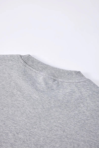 Camiseta de hombre de corte regular con costuras en contraste, de punto grueso de poliéster/algodón, color liso, estilo urbano, ecológica, con hombros caídos. - Product Image 6