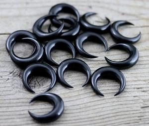 Collares y Dijes de Moda Hechos a Mano con Cuerno Auténtico de Búfalo de Alta Calidad, Joyería de Moda - Product Image 1