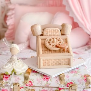 ของเล่นโทรศัพท์หวายธรรมชาติคุณภาพดีที่สุดสำหรับเด็ก เสริมสร้างจินตนาการ เล่นบทบาทสมมติ ของเล่นโทรศัพท์เครื่องใช้ไฟฟ้าในบ้าน - Product Image 4