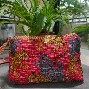 Bolsa de Cosméticos de Viaje para Mujer, de Algodón, Personalizada, Hecha a Mano, con Monograma Floral Acolchado, al por Mayor - Product Image 2