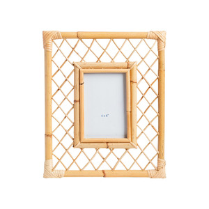 Cautivador Marco de Fotos de Ratán, Marco Decorativo Tejido para Exhibición de Fotos, Adorno Decorativo para Mesa, Perfecto para Decoración de Dormitorios y Hogar - Product Image 2