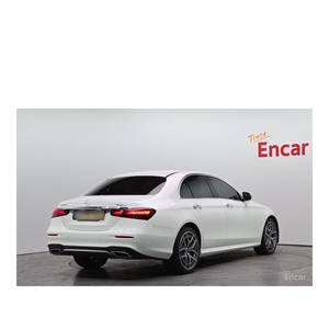 Mercedes-Benz Classe E E220d 4MATIC AMG Line 2023, 39 805 km, Diesel, Automatique, Volant à Gauche, Sièges en Cuir, Caméra Arrière - Product Image 2