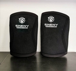 สนับเข่าแบบยืดหยุ่นพิมพ์โลโก้ได้ สำหรับครอสฟิตและยกน้ำหนัก - Product Image 1