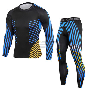 Vêtements de sport sublimés personnalisés pour hommes, vente en gros de rash guards, vêtements de compression pour équipes - Product Image 3