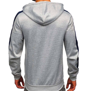 Sweat-shirt à capuche long en polyester respirant et léger avec blocs de couleur contrastés personnalisés pour hommes - Product Image 2