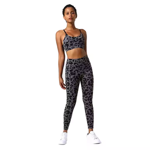 Ensemble de sport pour femme, coupe ajustée, effet push-up fessier, séchage rapide, soutien-gorge de sport dos nageur, taille haute, sans couture, sensation seconde peau, pour yoga - Product Image 1