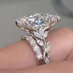 Anillo de Compromiso de Moissanita con Corte Ovalado de 6 Quilates, Inspirado en el Estilo Vintage, en Oro Blanco de 14K, Joyería para Mujer, Regalos de Boda y Aniversario - Product Image 3