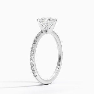 แหวน BOJ รุ่น 0117 ทรงกลม เงินแท้ 925 ประดับเพชรโมอิสซาไนต์ทรงกลม 2 กะรัต สี D ความสะอาด VVS1  ฝังแบบ Pav Prong Setting ดีไซน์หรูหรา - Product Image 2