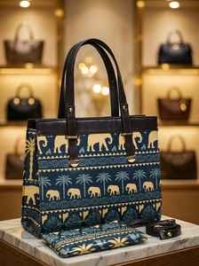 2026 Trending Striped Canvas Tote Bag Set — 2pcs Women’s Shoulder Bag with Matching Pouch & Adjustable <b>Strap</b> - Product Image 2