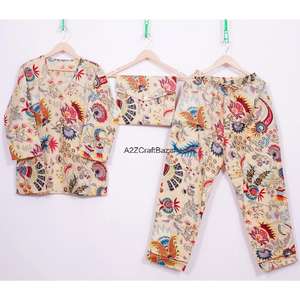 Conjunto de Pijama de Invierno para Mujer, Hecho a Mano, 100% Algodón, Estampado Floral, Manga Tres Cuartos, Cuello en V, Cintura Elástica, Suave, Transpirable y de Secado Rápido - Product Image 1