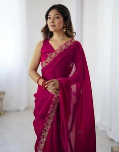 Sari brodé et orné pour femme KV, style Bollywood, avec chemisier non cousu (rose) - Origine Uttar Pradesh - En stock - Product Image 3