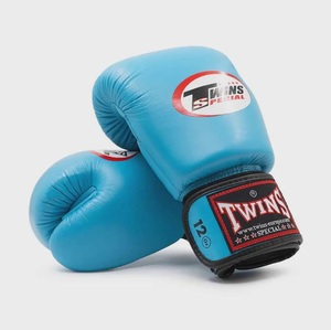 Gants de boxe en cuir de vache véritable Twins Muay Thai, gants d'entraînement professionnels pour le sparring et le kick-boxing - Product Image 3