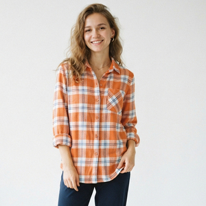 Chemise en flanelle à carreaux pour femme, manches longues, col boutonné, coupe décontractée, idéale pour l'hiver et comme haut de nuit - Product Image 1