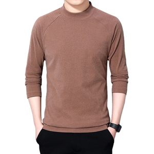 T-shirts noirs personnalisés pour hommes, manches courtes, col rond, 100 % coton peigné, logo sérigraphié sur le devant, style formel, coupe ample - Product Image 2