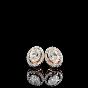 Pendientes de Oro Rosa de 14K con Diamante Cultivado en Laboratorio de Corte Ovalado de 2.40ct, Pendientes Clásicos con Halo de Diamantes, Joyería Elegante, Regalo para Mujeres y Niñas - Product Image 1
