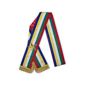 Echarpes masónicas de tela de alta calidad con bordados detallados para uso formal y en eventos. - Product Image 2