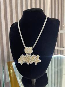 Collier avec pendentif personnalisé en lettres brillantes, chaîne sertie de pierres, bijoux hip-hop personnalisés - Product Image 5