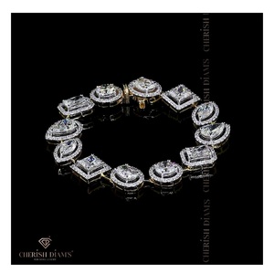 กำไลข้อมือเพชรทรงผสมเพาะเลี้ยงในห้องปฏิบัติการ ทองคำ 18K สีเหลือง 13.65 กะรัต รับรองโดย IGI สำหรับงานแต่งงานและงานหมั้น สำหรับผู้หญิง - Product Image 1