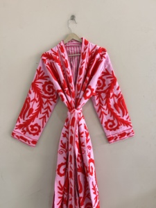 Chaqueta Kimono Suzani Bordada a Mano en Algodón, Abrigo Largo Tipo Duster, Kimono para Mujer, Bata de Dormir - Product Image 1