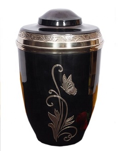 Écriture européenne en métal, URN - Product Image 1