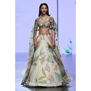 Les plus tendances Beau travail manuel Lehenga Choli pour les vêtements de mariage - Product Image 1