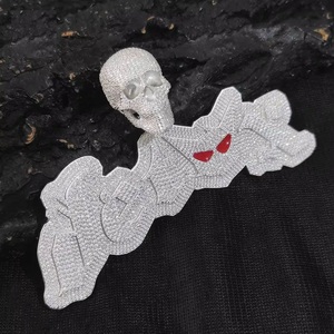 Pendentif Crâne Angélique en Argent 925 avec Diamant de Laboratoire pour Homme, Collier Hip Hop Émaillé Rouge Sertie de Diamants, Bijoux Certifiés - Product Image 1