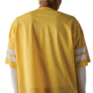 Camiseta Deportiva Unisex de Malla Amarilla Oversize con Cuello en V para Fútbol Americano, Estilo Urbano, Personalizable con Logo, para Equipos, Venta al por Mayor - Product Image 3