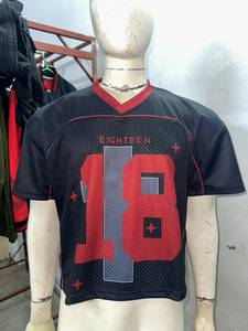เสื้อบาสเก็ตบอลผู้ชายแบบสั่งทำพิเศษ สายรัดปรับได้ แขนสั้น ระบายเหงื่อได้ดี ผ้าตาข่ายด้านหน้า ชุดทีม สำหรับผู้ใหญ่ รับผลิตแบบ OEM - Product Image 1
