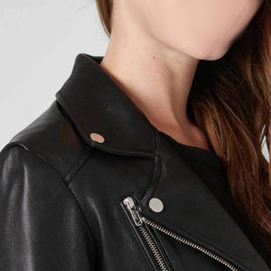 Chaqueta de Motocicleta de Cuero PU para Mujer, Diseño de Encaje y Logotipo, Reversible, Impermeable, con Tallas Personalizables - Product Image 5