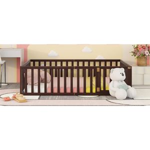 Letto a pavimento in legno per bambini, misura Queen, in noce con recinzione e porta - WF289663AAL - Product Image 4