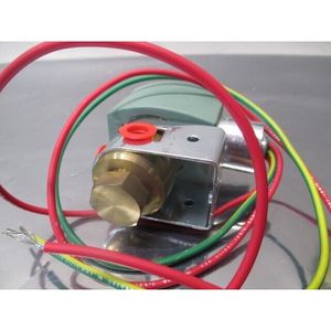 Válvula Solenoide ASCO 8320G15, Tubo de 1/8, 100 psi, 120 - Equipo y Piezas de Semiconductores de Confianza de Tradicción Global - Product Image 4