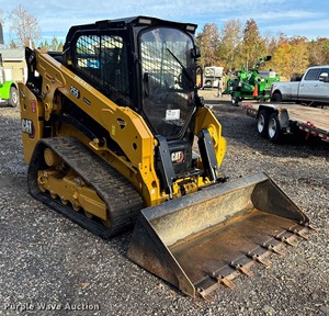 Vente Flash : Chargeuse compacte sur pneus CAT 255 avec moteur et pompe haute performance et construction durable – Parfaite - Product Image 5