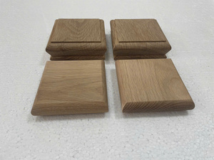 Cubiertas de poste de madera maciza de roble blanco con borde redondeado para postes de 90 mm, piezas modernas para escaleras y balcones. - Product Image 4