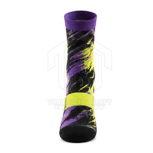 Moisture Wicking Winter Knitted Sports <b>Socks</b> <b>Polyester</b>/Nylon Blend Athletic Crew Bottom Logo for Outdoor Sports Training - Product Image 3