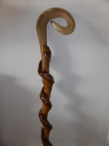 Bastón de Cuerno de Búfalo para Personas Mayores y Discapacitadas - Product Image 4