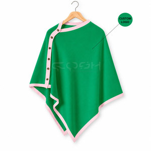 Poncho vert Cosh International Sisterhood Sorority avec bordure rose et fermeture à boutons, pull tricoté décontracté sans manches à col rond - Product Image 1