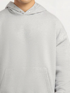 เสื้อฮู้ดผู้ชายแบบสวมหัว ระบายอากาศได้ดี ผลิตโดย OEM รับทำโลโก้ตามสั่ง แห้งเร็ว ทรงโอเวอร์ไซส์ กันลม เหมาะสำหรับฤดูหนาว - Product Image 3
