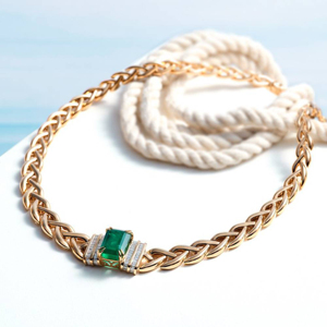 Collar de cadena Figaro de oro macizo de 18 quilates de lujo con piedra verde de corte esmeralda y diamante, unisex, para uso diario. - Product Image 2